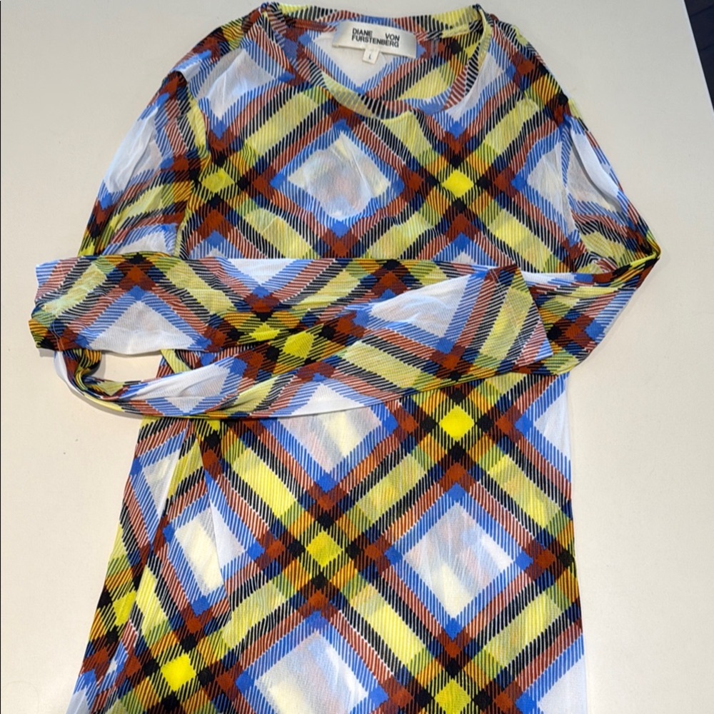 Diane Von Furstenberg Plaid Long Sleeve nylon crepe Top size L